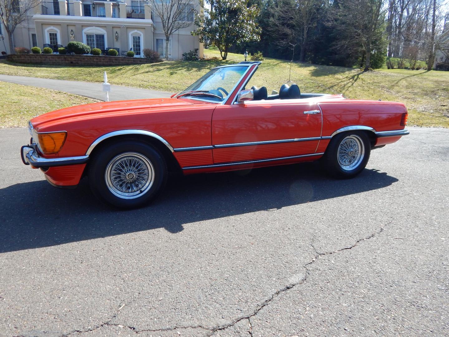 1972 Signal Red /Black Leather Mercedes-Benz 450SL 450SL (10704412000) with an 4.5L V8 engine, Automatic transmission, located at 6528 Lower York Road, New Hope, PA, 18938, (215) 862-9555, 40.358707, -74.977882 - Here we have a beautiful 1972 Mercedes 450SL. Options include: black leather, hard top and soft top, AM/FM/TAPE radio, parking lights, VDO Klenzle clock, Berger Mangel stamped 15 inch wheels with 4 Kelly Navigator 800S tires. This vehicle comes with a car cover and a list of records of work done to - Photo#11